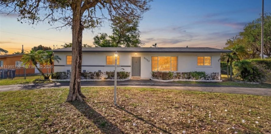 Casa en Miami, Florida 3 dormitorios, 145.21 m2 № 2063040