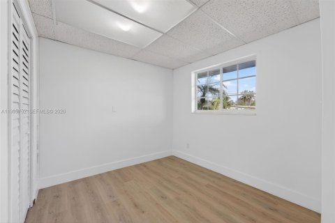 Casa en venta en Miami, Florida, 3 dormitorios, 145.21 m2 № 2063040 - foto 13