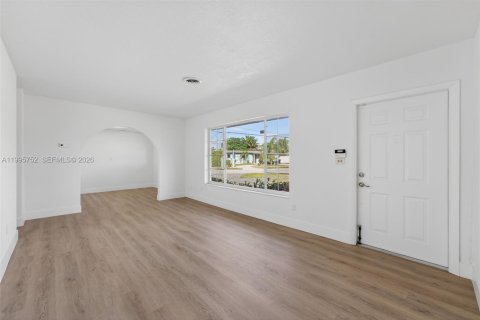 Casa en venta en Miami, Florida, 3 dormitorios, 145.21 m2 № 2063040 - foto 10