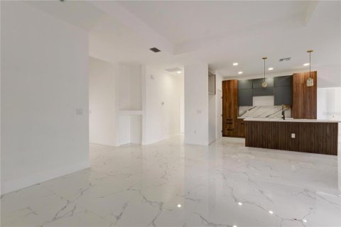 Casa en venta en Lehigh Acres, Florida, 4 dormitorios, 162.58 m2 № 2354507 - foto 5