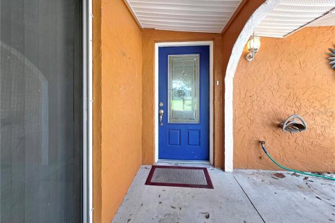 House in Englewood, Florida 4 bedrooms, 180.51 sq.m. № 1778584 - photo 9