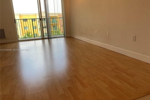Copropriété à louer à South Miami, Floride: 1 chambre, 60.57 m2 № 2412910 - photo 8