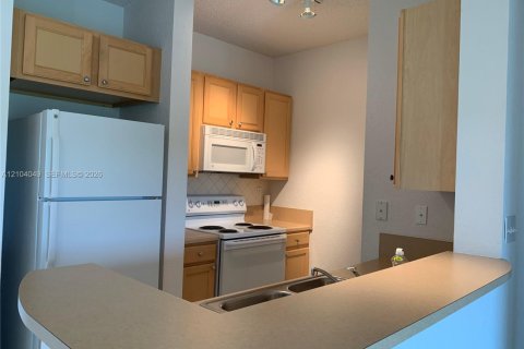 Copropriété à louer à South Miami, Floride: 1 chambre, 60.57 m2 № 2412910 - photo 12