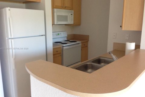Copropriété à louer à South Miami, Floride: 1 chambre, 60.57 m2 № 2412910 - photo 11