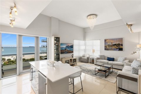 Copropriété à vendre à Miami Beach, Floride: 2 chambres, 147.62 m2 № 1942120 - photo 5