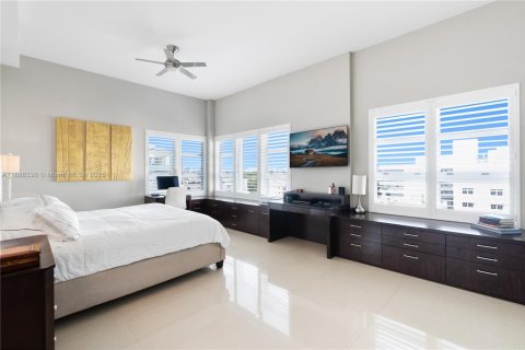 Copropriété à vendre à Miami Beach, Floride: 2 chambres, 147.62 m2 № 1942120 - photo 9
