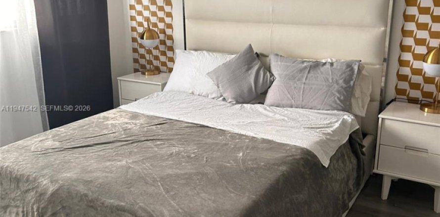 Квартира в Майами-Бич, Флорида 2 спальни, 87.33м2 № 2003642