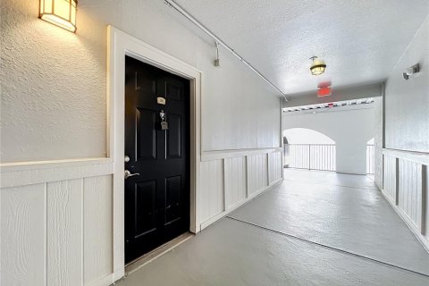 Condo in Orlando, Florida, 1 bedroom  № 2095969 - photo 12