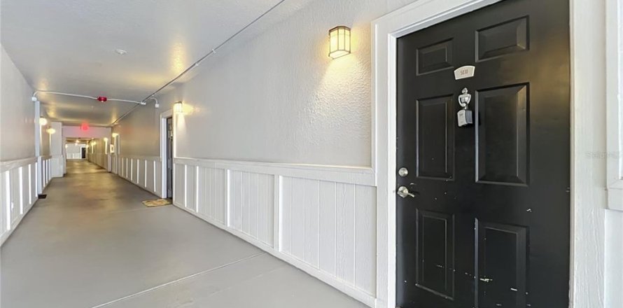 Condo in Orlando, Florida, 1 bedroom  № 2095969