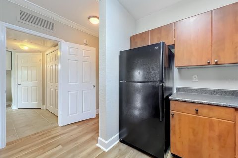 Condo in Orlando, Florida, 1 bedroom  № 2095969 - photo 19