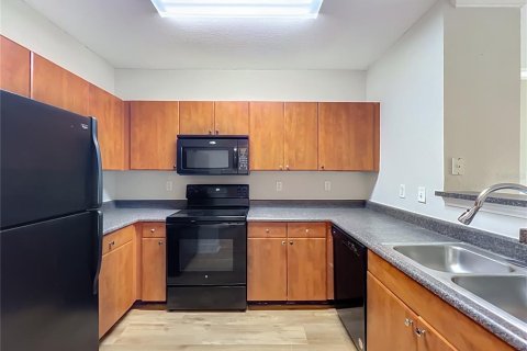 Condo in Orlando, Florida, 1 bedroom  № 2095969 - photo 16