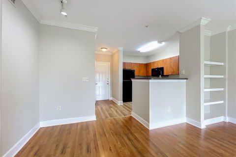 Condo in Orlando, Florida, 1 bedroom  № 2095969 - photo 30