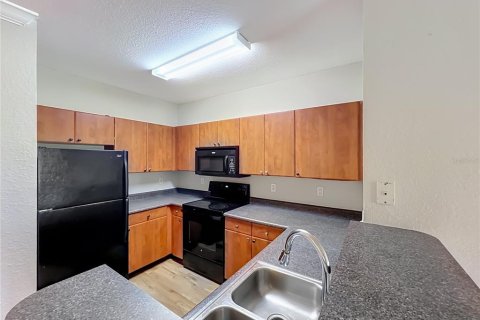 Condo in Orlando, Florida, 1 bedroom  № 2095969 - photo 20