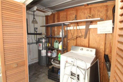 House in Sarasota, Florida 3 bedrooms, 102.38 sq.m. № 1904357 - photo 19