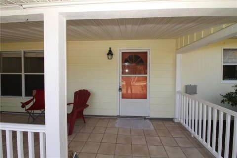 House in Sarasota, Florida 3 bedrooms, 102.38 sq.m. № 1904357 - photo 3