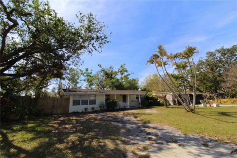 House in Sarasota, Florida 3 bedrooms, 102.38 sq.m. № 1904357 - photo 1