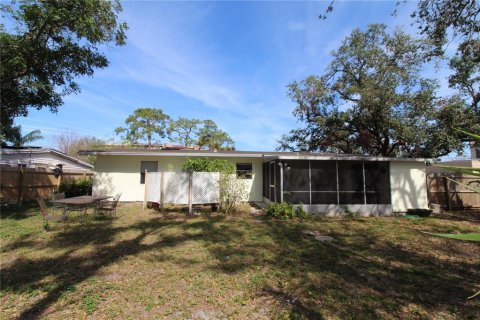 House in Sarasota, Florida 3 bedrooms, 102.38 sq.m. № 1904357 - photo 20
