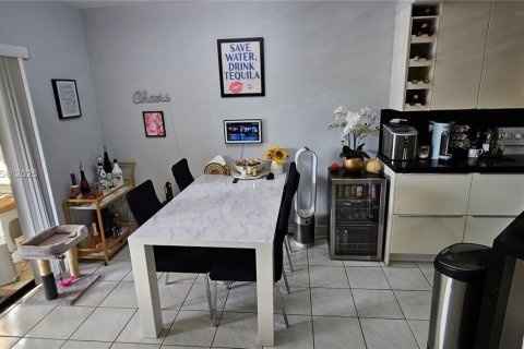 Condominio en venta en Plantation, Florida, 2 dormitorios, 104.05 m2 № 1955768 - foto 6