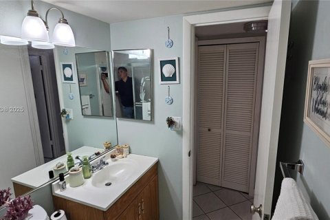 Condominio en venta en Plantation, Florida, 2 dormitorios, 104.05 m2 № 1955768 - foto 25