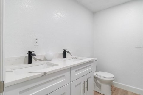 Casa en alquiler en Orlando, Florida, 3 dormitorios, 106.47 m2 № 1813348 - foto 12