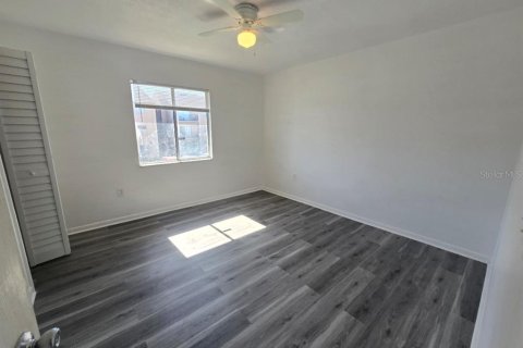 Condo in Orlando, Florida, 2 bedrooms  № 2143163 - photo 10