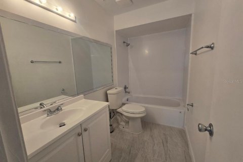 Condo in Orlando, Florida, 2 bedrooms  № 2143163 - photo 9