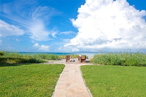 Condominio en venta en Longboat Key, Florida, 2 dormitorios, 94.95 m2 № 1914839 - foto 16