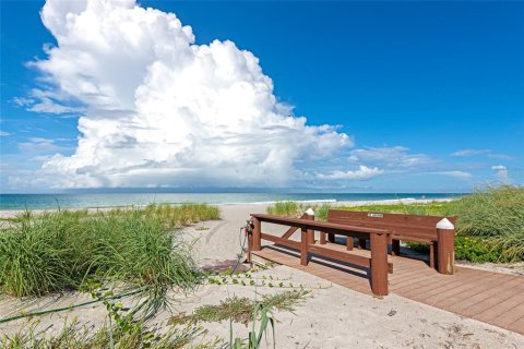 Condominio en venta en Longboat Key, Florida, 2 dormitorios, 94.95 m2 № 1914839 - foto 17