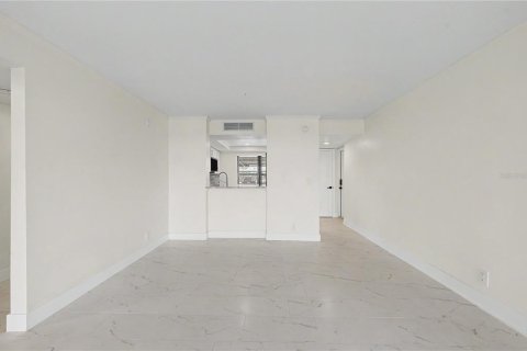 Copropriété à vendre à Clearwater, Floride: 2 chambres, 97.55 m2 № 2199671 - photo 16
