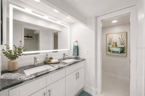 Copropriété à vendre à Clearwater, Floride: 2 chambres, 97.55 m2 № 2199671 - photo 22