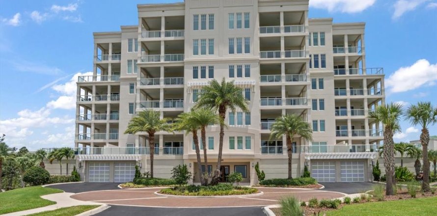 Condominio en Belleair, Florida, 2 dormitorios № 2166589