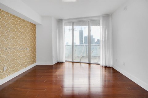 Copropriété à louer à Miami, Floride: 3 chambres, 134.71 m2 № 1996600 - photo 13