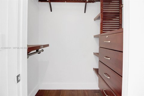 Copropriété à louer à Miami, Floride: 3 chambres, 134.71 m2 № 1996600 - photo 15