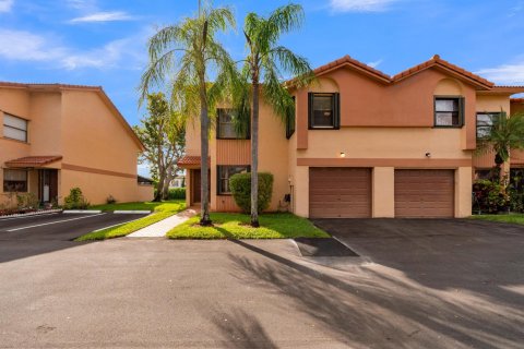 Touwnhouse à Pembroke Pines, Floride 3 chambres, 157.75 m2 № 2407954