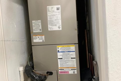 Apartment in Miami Gardens, Florida 2 bedrooms, 81.29 sq.m. № 1994128 - photo 23