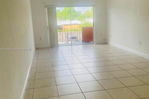 Apartment in Miami Gardens, Florida 2 bedrooms, 81.29 sq.m. № 1994128 - photo 21