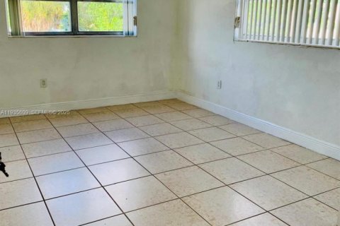 Apartment in Miami Gardens, Florida 2 bedrooms, 81.29 sq.m. № 1994128 - photo 11