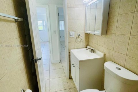 Apartment in Miami Gardens, Florida 2 bedrooms, 81.29 sq.m. № 1994128 - photo 13