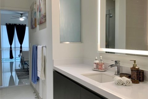 Copropriété à louer à Miami, Floride: 1 chambre, 61.87 m2 № 2016031 - photo 14