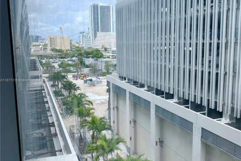 Copropriété à louer à Miami, Floride: 1 chambre, 61.87 m2 № 2016031 - photo 16