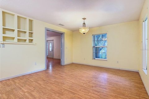 House in Winter Haven, Florida 4 bedrooms, 339.56 sq.m. № 1885584 - photo 15