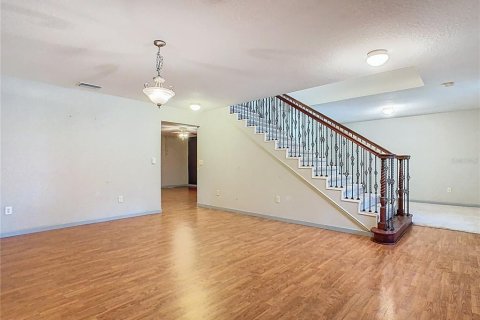 House in Winter Haven, Florida 4 bedrooms, 339.56 sq.m. № 1885584 - photo 10