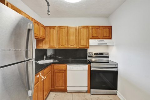 Copropriété à vendre à North Miami, Floride: 1 chambre, 72.65 m2 № 1944289 - photo 25