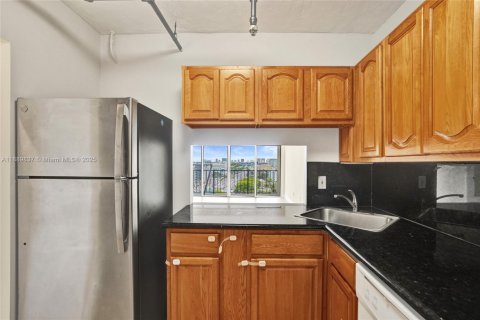 Copropriété à vendre à North Miami, Floride: 1 chambre, 72.65 m2 № 1944289 - photo 23