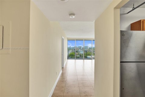 Copropriété à vendre à North Miami, Floride: 1 chambre, 72.65 m2 № 1944289 - photo 20