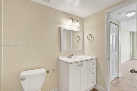 Copropriété à vendre à North Miami, Floride: 1 chambre, 72.65 m2 № 1944289 - photo 29