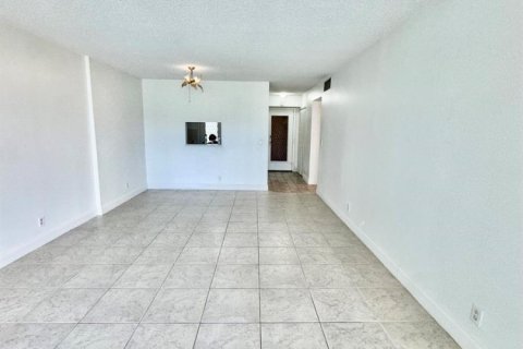 Copropriété à vendre à Dania Beach, Floride: 1 chambre, 74.32 m2 № 2146957 - photo 6