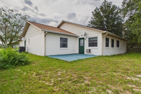 House in Ocala, Florida 3 bedrooms, 189.71 sq.m. № 2393547 - photo 8