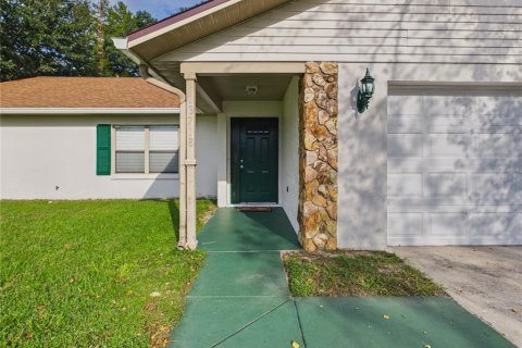 House in Ocala, Florida 3 bedrooms, 189.71 sq.m. № 2393547 - photo 7