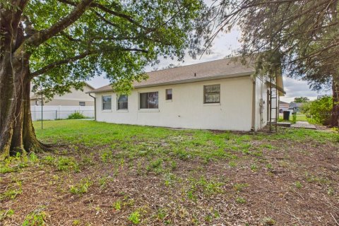 House in Ocala, Florida 3 bedrooms, 189.71 sq.m. № 2393547 - photo 11